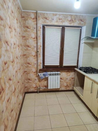 Продажа 2 комн. квартиры, кв-л Железнодорожный Макеевка