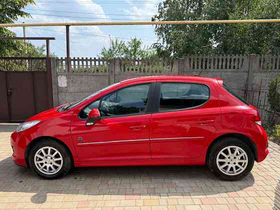 Продам Peugeot 207 (2010г) Донецк