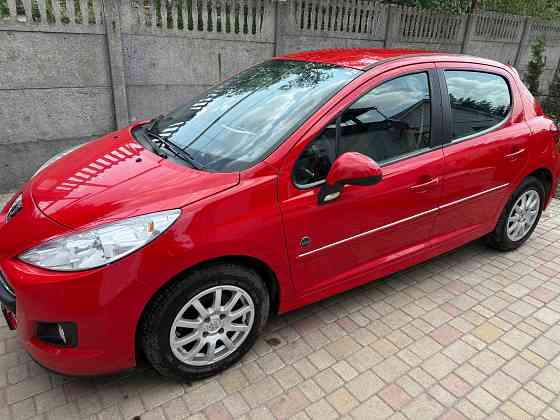 Продам Peugeot 207 (2010г) Донецк
