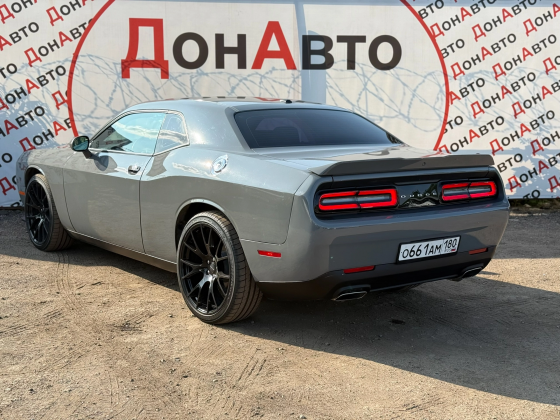 Продам Dodge Донецк