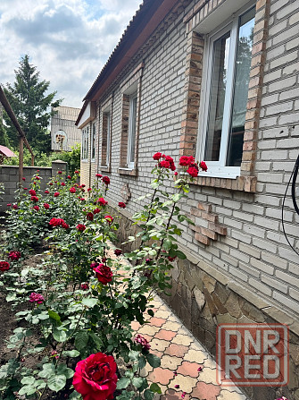Продам дом на Ново - Калинова с гаражом, летней кухней, баней и хоз.постройками! Макеевка - изображение 1