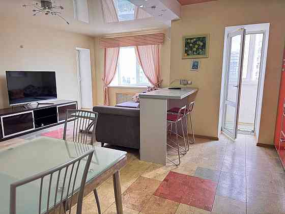 Видовая 3х комн. кв. в Центре Донецка, Набережная/Дом Быта Кальмиус/Королевская Башня Донецк