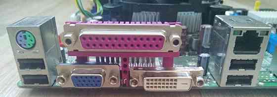 Intel DH61CR Socket 1155 + DDR3 4+4Gb 1333MHz + Intel Core i3-2100 3.1 GHz + кулер - Основа для пк Донецк