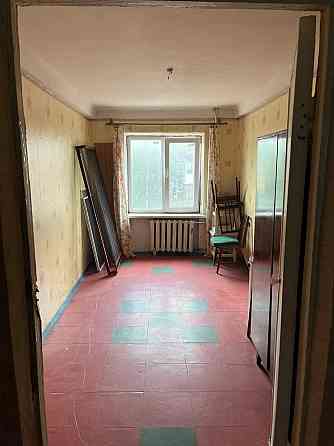 Торез, квартал в, продам 4-комнатную квартиру Торез