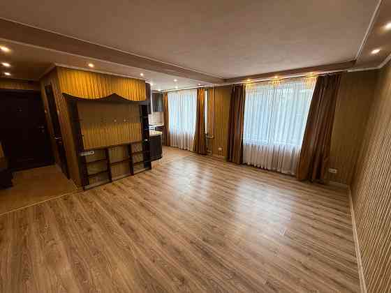 Продам 2-х ком. квартиру, 4/5 эт., 48 м.кв. - Макеевка, квл Железнодорожный Макеевка