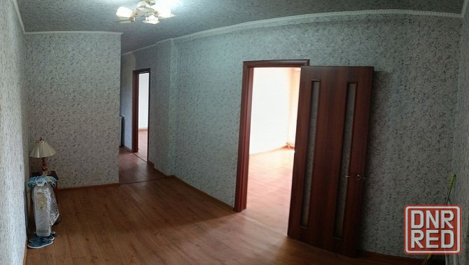 Продажа 2к кв Макеевка по Николаева ориентир Галактика 3 этаж / 3 этажного дома Автономное отопл. Макеевка - изображение 1