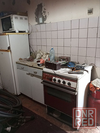 Дача, можно жить круглогодично 10 минут пешком от ж.д Макеевки,рядом канал Северский Донец Макеевка - изображение 5
