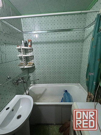 Предлагается на продажу 3х комнатная квартира в Кировском районе по улице Петровского, остановка шах Донецк - изображение 1