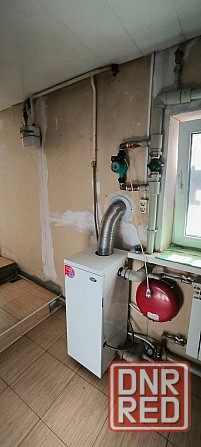 Продажа дом 121 кв м и 2 участка земли Макеевка Кировский посёлок Лесной Документы готовы Макеевка - изображение 2