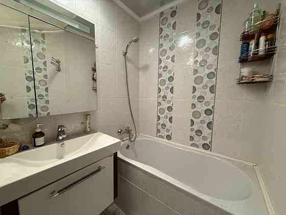 Продам 4 ком.кв в центре, Ворошиловский район , город Донецк, пр. Мира 1 Донецк