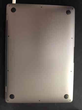 Macbook Air M1 2020 8/256gb Донецк