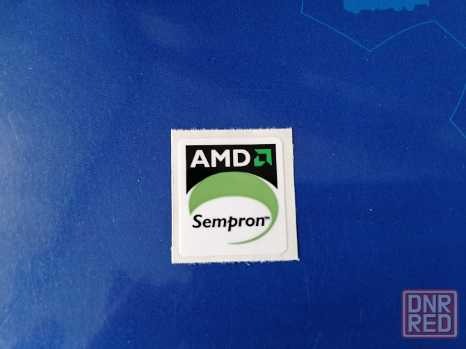 Наклейка AMD Sempron. Новая. Стаханов - изображение 1