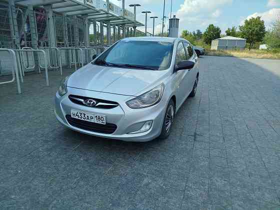 Hyundai Solaris 1.4mt 2012г Макеевка