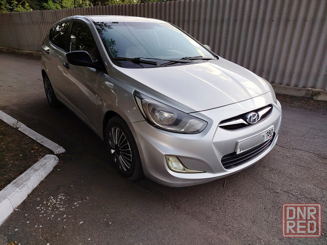 Hyundai Solaris 1.4mt 2012г Макеевка - изображение 2