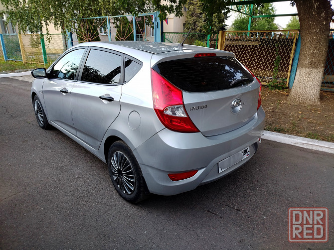 Hyundai Solaris 1.4mt 2012г Макеевка - изображение 3