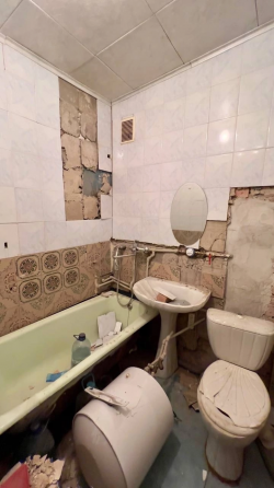 Продам 1 комнатная квартира в Макеевке, пос. Ханженково (ориентир Больница 6) Макеевка