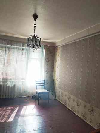 Продается 2 к квартира 2/5, Бирюзова Донецк