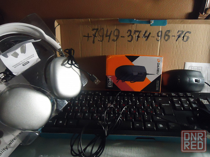 Клавиатура USB с мышкой и наушник без проводной новые цена за все три 2000 р Донецк - изображение 3