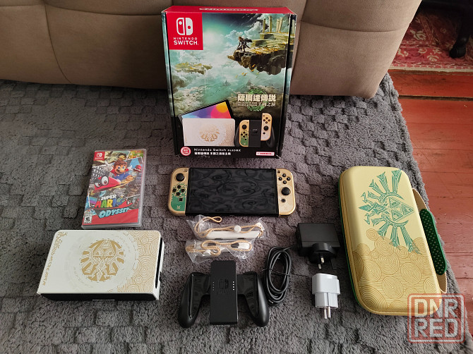 Nintendo Switch Oled Zelda edition в идеале Донецк - изображение 1