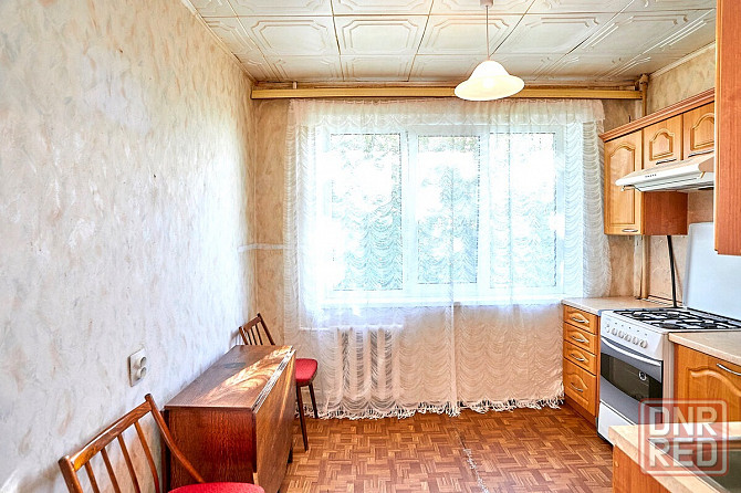 1-ком.кв. 3-й этаж/5. Набережная! Бульвар Школьный. Кирпичный дом. Донецк - изображение 2