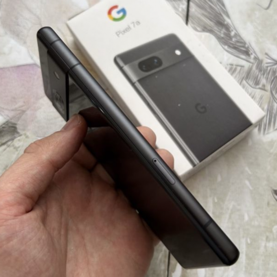Google Pixel 7a 8/128 Black - компактный камерофон Донецк