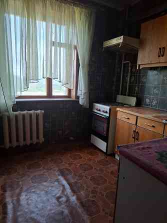 Продам 1 км.кв Донецк