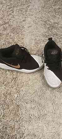 Кроссовки Nike 36р. Донецк