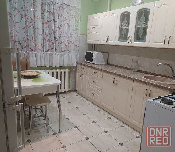 Продам 3-к в Центре, Солнечный (Верхний) Макеевка - изображение 1