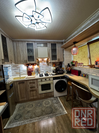 Продажа 1-комнатной квартиры 4/9 (гостинка) в г. Донецк, Калининский р-н, ул. Разенкова Донецк - изображение 6