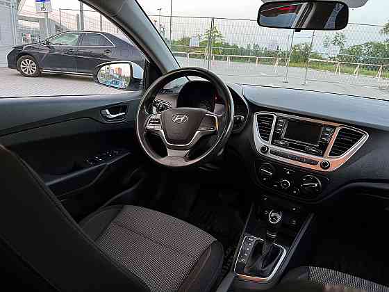 Hyundai Solaris 2020 1.4 атмосферный, на классическом автомате 1 хозяин Донецк
