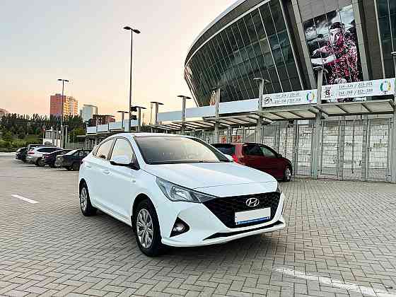 Hyundai Solaris 2020 1.4 атмосферный, на классическом автомате 1 хозяин Донецк