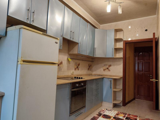в продаже 3 комн. квартира в центре посёлка Абакумова,Кировский район Донецк