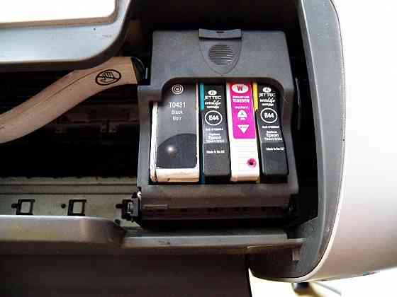 Цветной принтер EPSON Stylus C84 Донецк