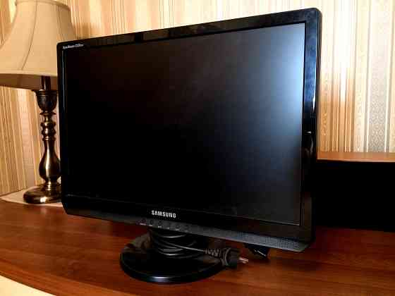 Монитор samsung 22 Макеевка
