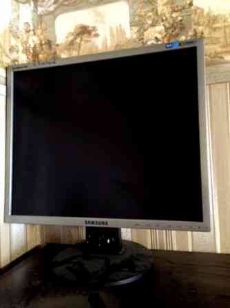 Монитор samsung 22 Макеевка