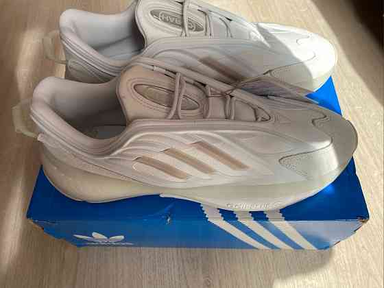 Кроссовки Adidas Донецк
