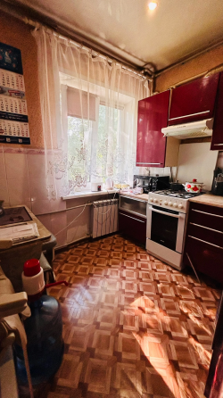 Продается уютная 2 комнатная квартира г. Макеевка, Центрально- Городской район (м-н Комсомольский Макеевка