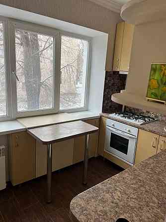 Продам 3 к. Розы Люксембург Донецк