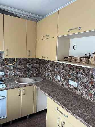 Продам 3 к. Розы Люксембург Донецк