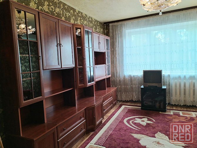 Продается 3 к.кв Червоногвардейский р-н, м-н Калининский Макеевка - изображение 1