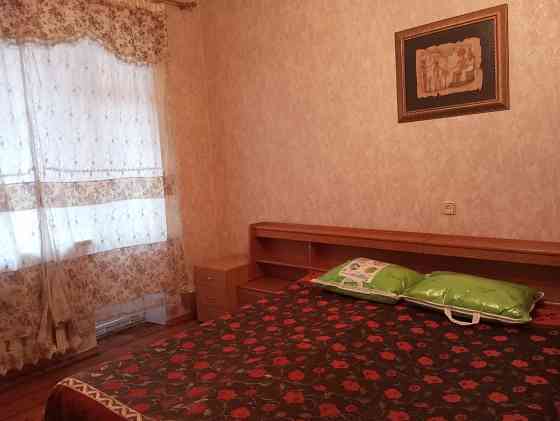 сдам 2х комн. квартиру в калинин. р-не, пр. ильича. евро, новая мебель, техника Донецк