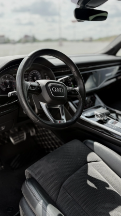 Продам Audi q7 Донецк