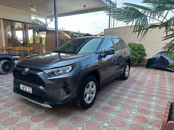 Тойота RAV 4 бензин 2,5 Полный привод 4х4 идеальное состояния Донецк