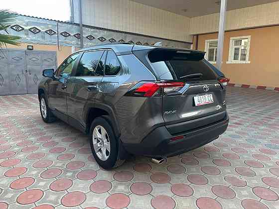 Тойота RAV 4 бензин 2,5 Полный привод 4х4 идеальное состояния Донецк