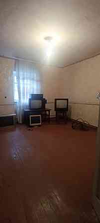 Продам Дом 52 м² в Ленинском р-не, Военное училище. Гараж. Хоз постройки.Участок 13 соток. Донецк