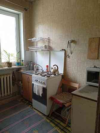 Продам 2 комнатную квартиру.сталинка Донецк