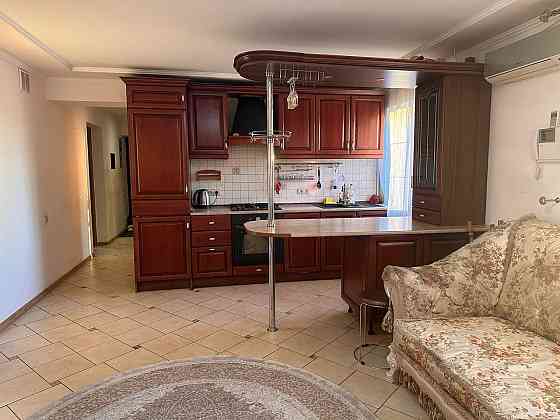 Продам 3 ком.кв в центре Донецка, Университетская, кинотеатр Звездочка Донецк