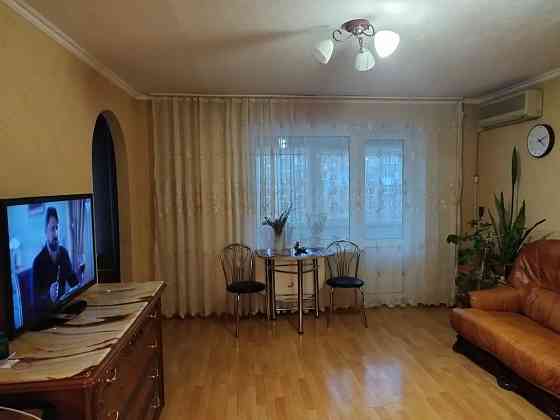 Продам 2-х ком.кв. Цветочный. Храм,с ремонтом. Донецк
