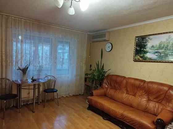 Продам 2-х ком.кв. Цветочный. Храм,с ремонтом. Донецк