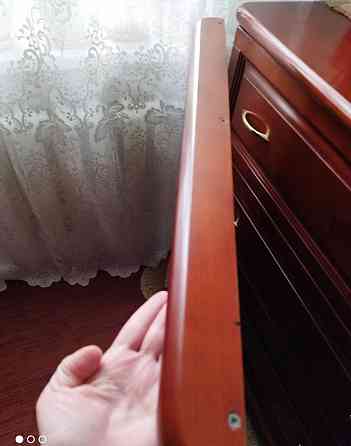 Большое зеркало в деревянной раме Макеевка